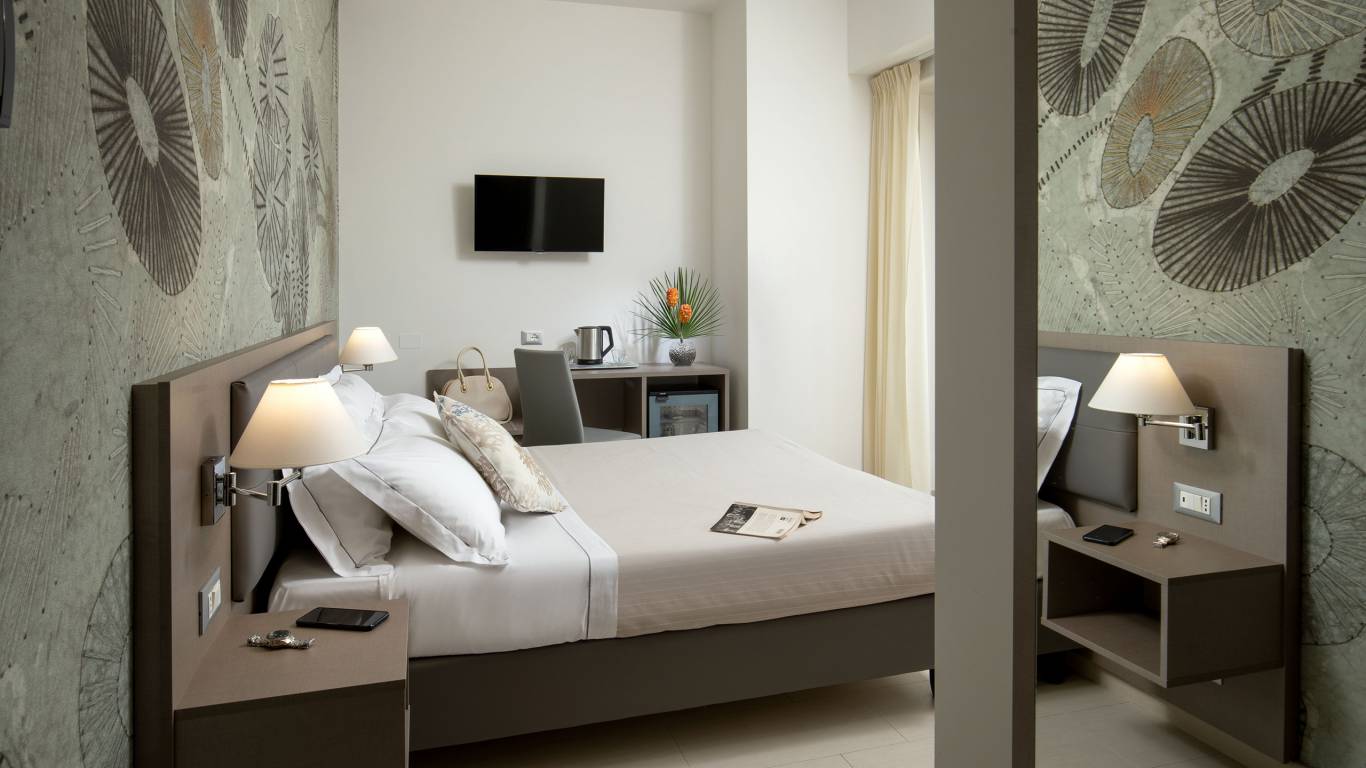 Miramare-Hotel-Latina-room-IMG-6507
