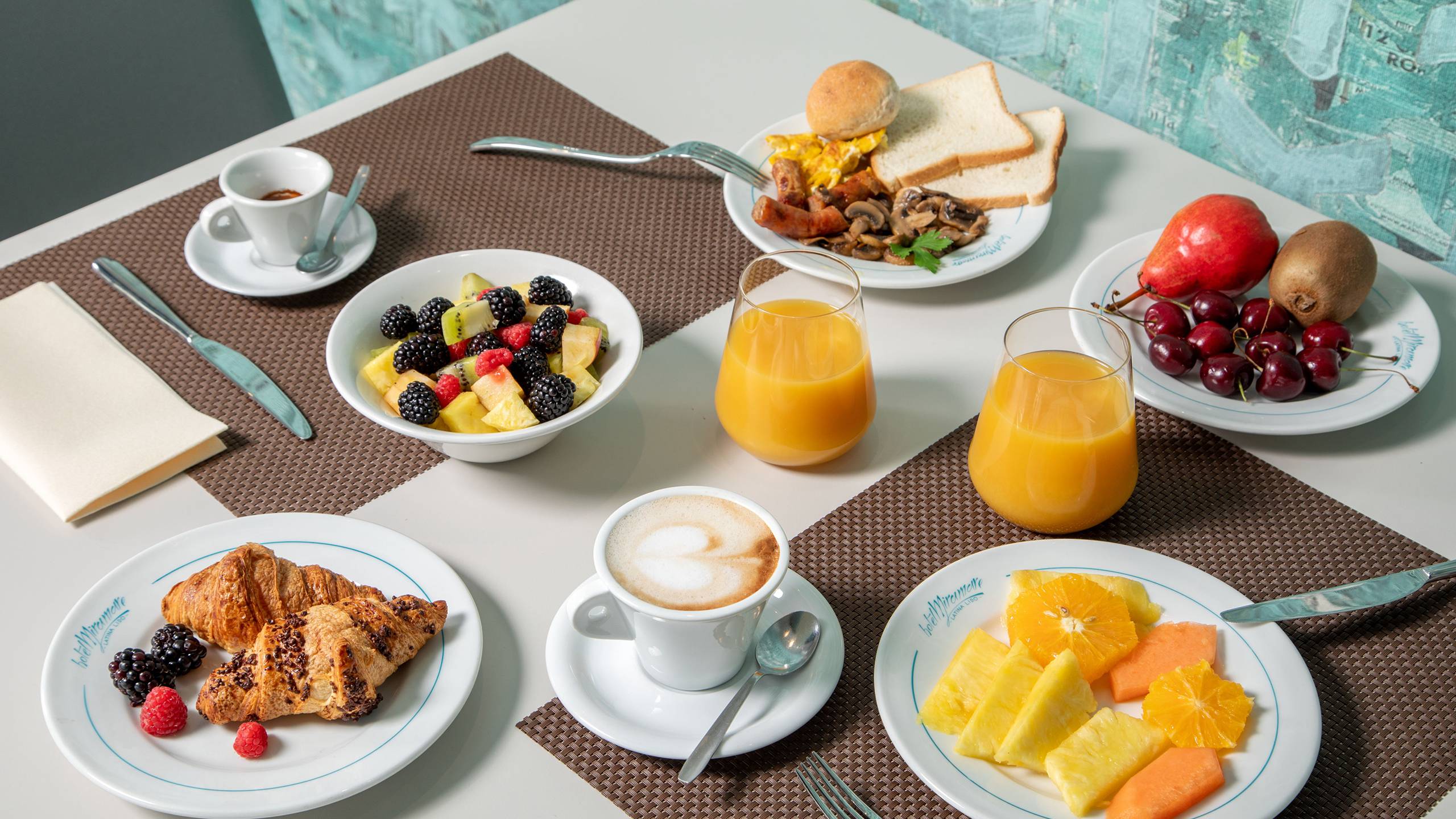 Miramare-Hotel-Latina-breakfast-IMG-6588